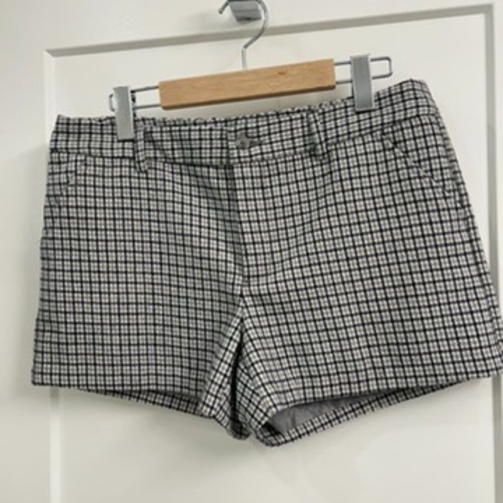 GAP Wool Lined Shorts Size 6